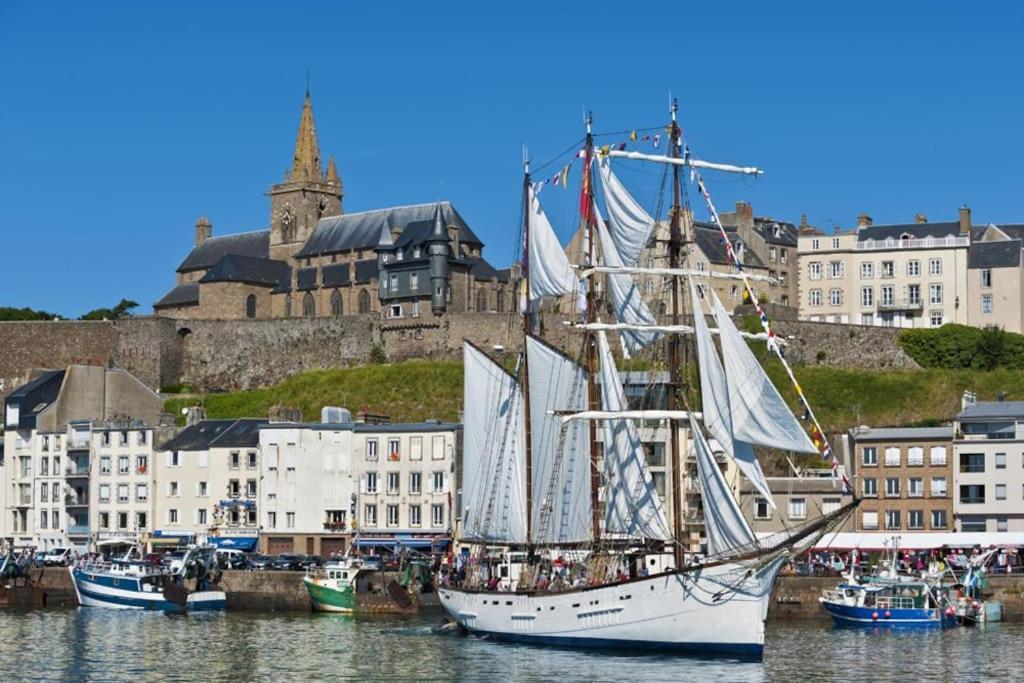 Maison Du Cap Lihou, Duplex Au 1Er Et 2Eme Etage Mansarde, Quartier Historique, グランビル エクステリア 写真