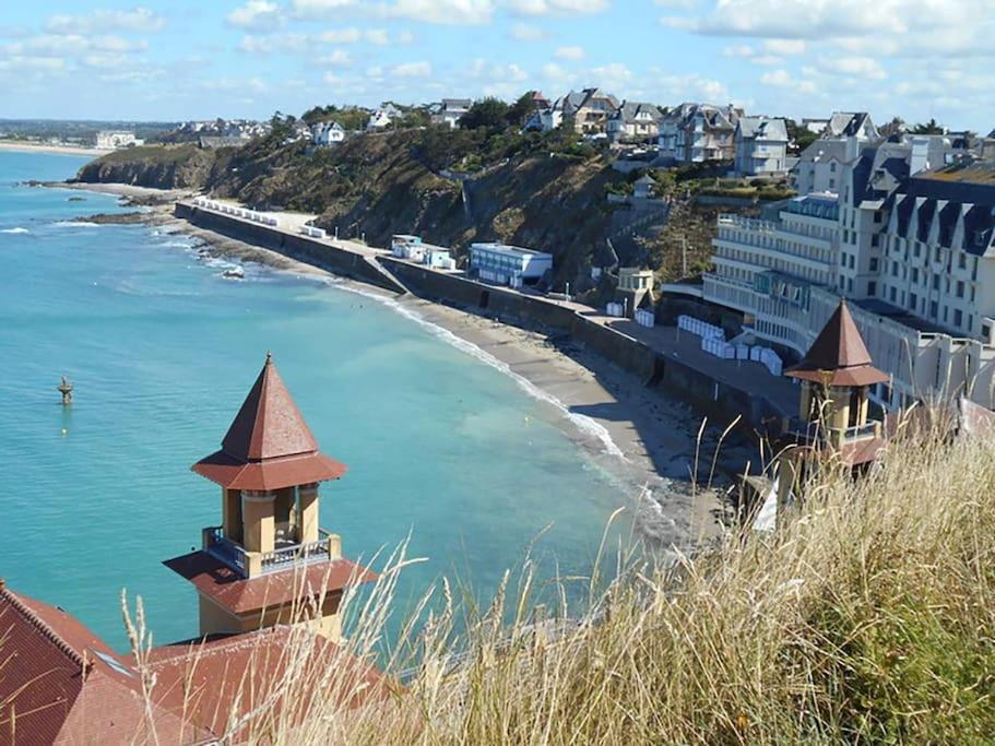 Maison Du Cap Lihou, Duplex Au 1Er Et 2Eme Etage Mansarde, Quartier Historique, グランビル エクステリア 写真