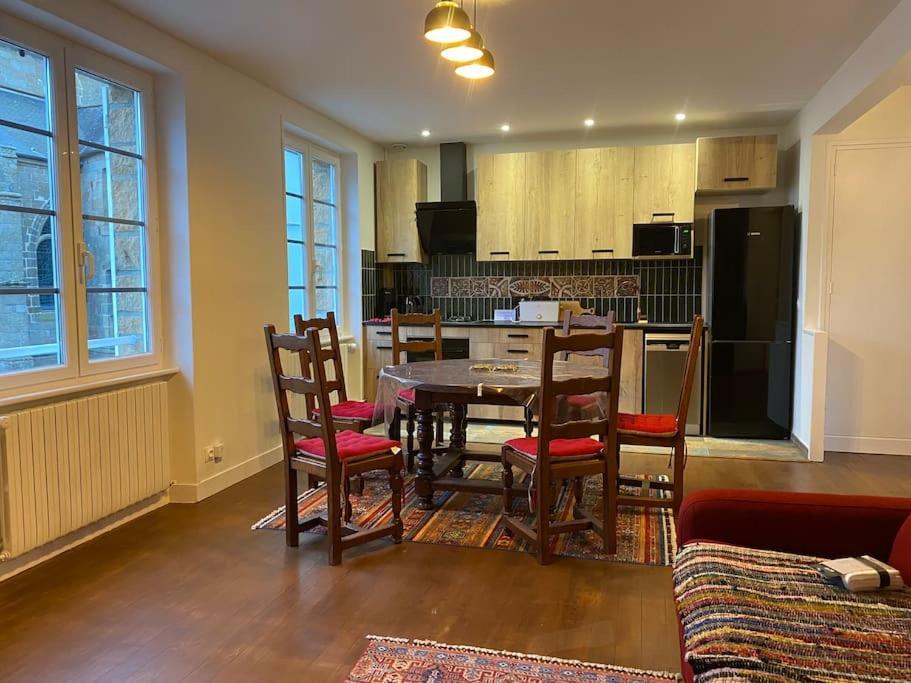 Maison Du Cap Lihou, Duplex Au 1Er Et 2Eme Etage Mansarde, Quartier Historique, グランビル エクステリア 写真