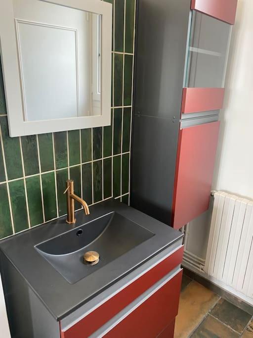 Maison Du Cap Lihou, Duplex Au 1Er Et 2Eme Etage Mansarde, Quartier Historique, グランビル エクステリア 写真